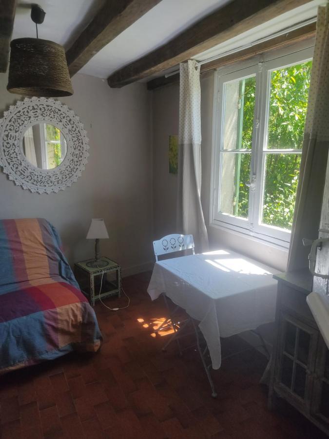 La Maisonnette Houssay  Buitenkant foto